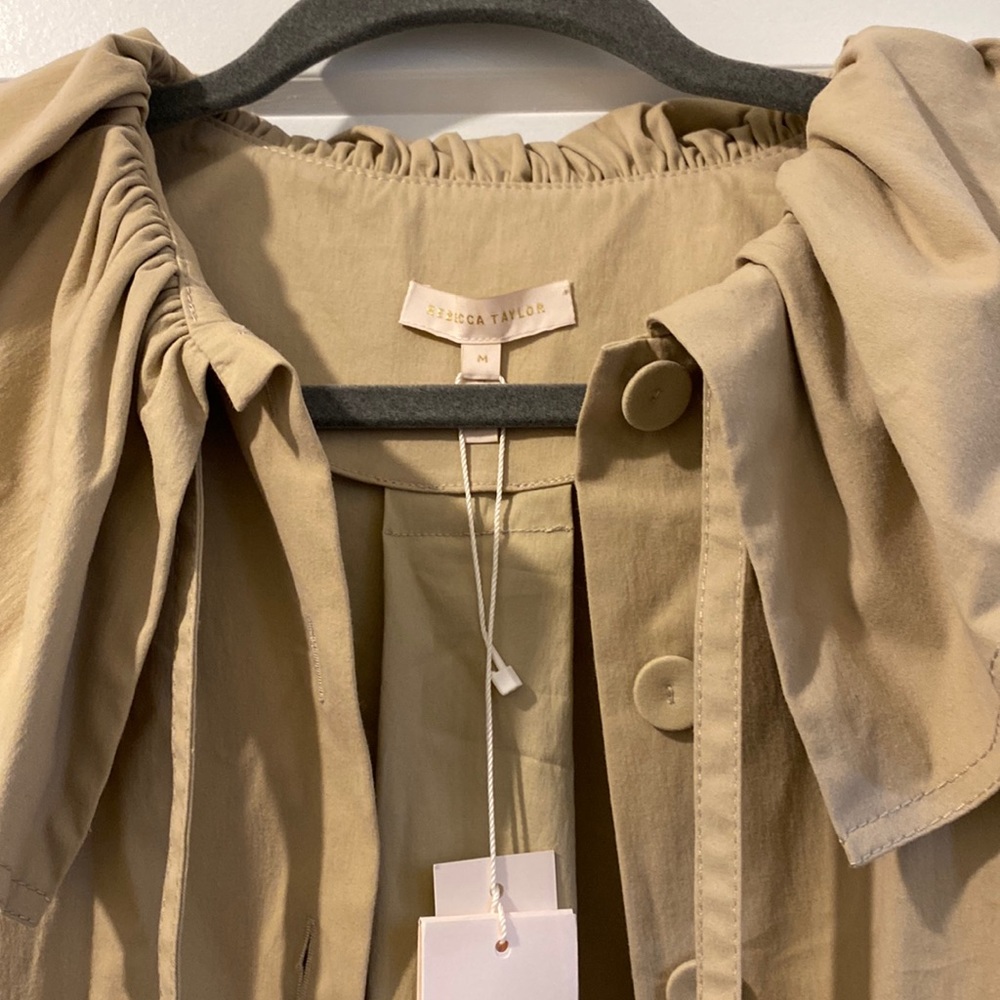 Rebecca Taylor button down blouse in Khaki. M